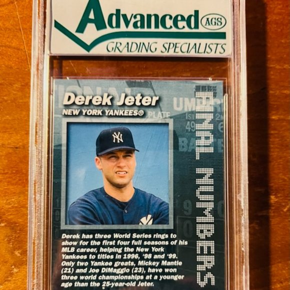 Vintage Derek Jeter Professionally Graded 2000 Crown Royal Baseball Card… - Picture 3 of 3